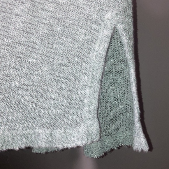 Lush V-Neck Sweater - Picture 3 of 5